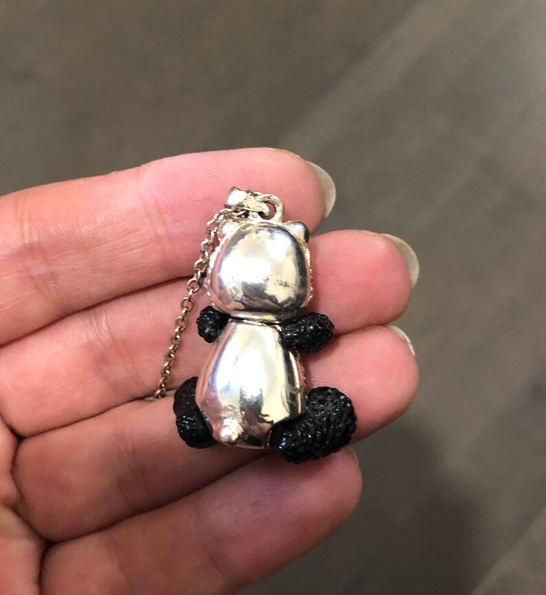 Charming pendant chain with a teddy bear and sweeping stones,romantic necklace,casual necklace.