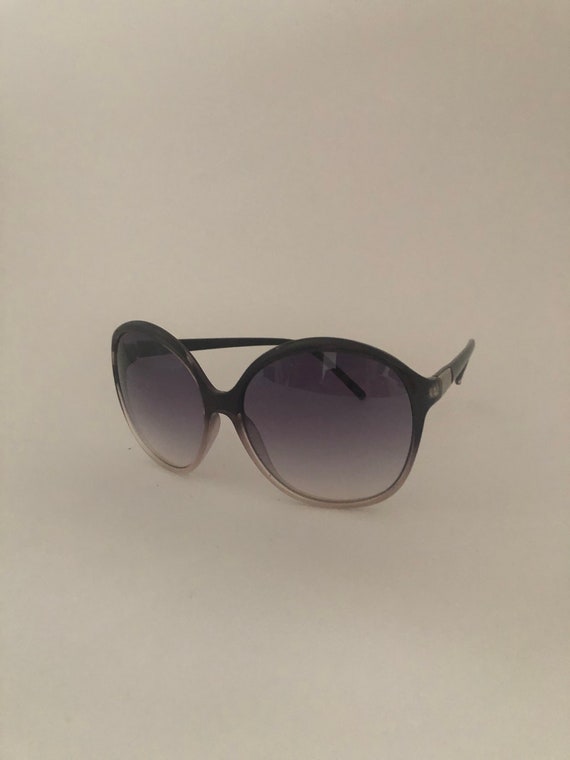 Rare glasses, Custom sunglasses, Unique glasses, R