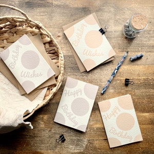 Lot de 4 cartes d'anniversaire, lot de 4, lot de cartes pour le bureau, cartes pour l'école, lot de cartes d'anniversaire génériques, SP8