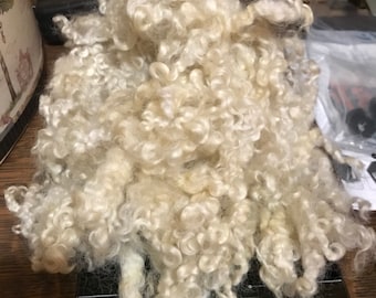Raw wool, roving, Gotland and Teeswater