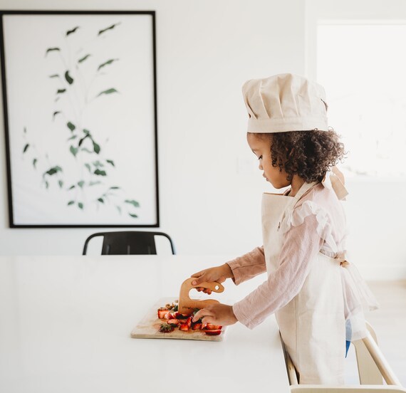 Montessori Cutting Board Chef Set, Personalized Gift for Kids, Kids Cooking  Set, Eco Friendly, Toddler Gift Child Gift for Play Kitchen 