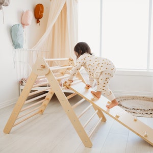 Pikler kids climbing toys