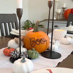 Halloween pumpkin wire word decoration, Wire boo pumpkin