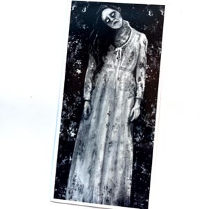 Bent Neck Lady - Etsy