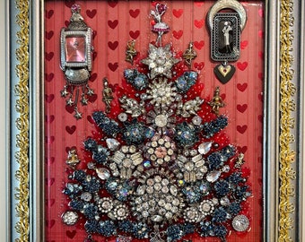 Vintage Christmas, Framed Jewelry One of a Kind Art, Unique Gift, Vintage Style Wall Decor