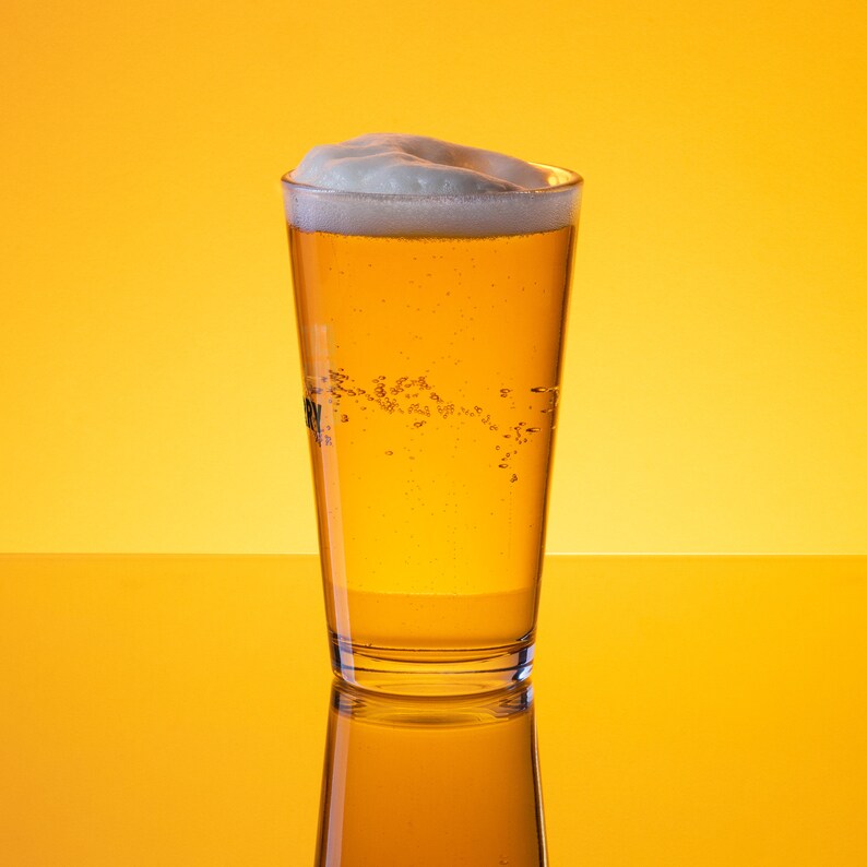 Picklemore Pickleball Pint Glass - Thumbnail 2