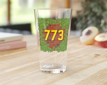 Chicago 773 16 oz. Beer Glass | Wrigley Field Ivy Design | Windy City Baseball Fan Gift | Chicago Sports Barware | Chicago Souvenir Glass