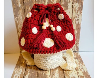 Crochet, amanita, mushroom, backpack, bag, cottage core, mushroom core, forest core, fairycore, red, white. MADE TO ORDER!!!