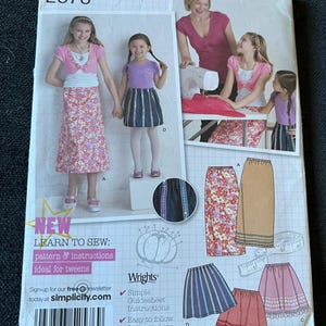 2009 Simplicity Learn to Sew Pattern 2576 Girls&#39; Skirts Sz 3-4-5-6 Uncut
