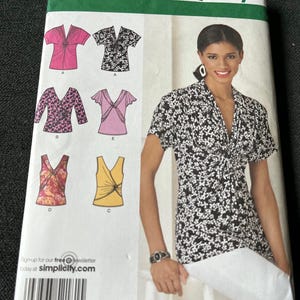 2011 Simplicity Pattern 2181 Misses&#39; Knit Tops Sz 6-14 Uncut