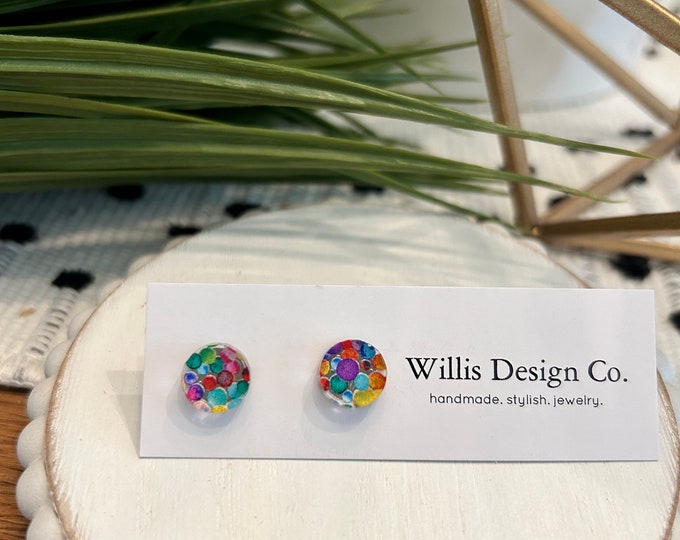 Confetti dot acrylic stud earrings