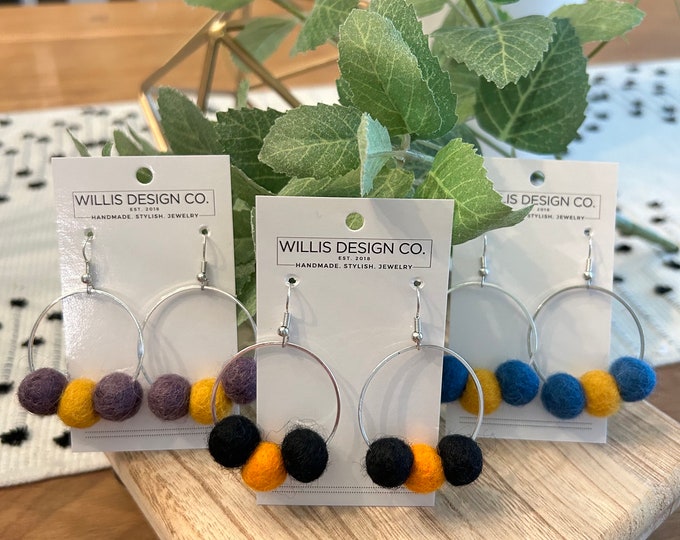 Felted wool circle drop earrings, school color earrings