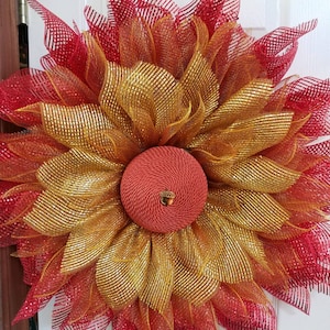 Fall Wreath for frontdoor. Autumn flowers, Fall flowers