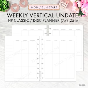 Op de afbeelding: Een wekelijkse verticale, niet-gedateerde planner voor HP Classic en Disc-planners. De planner is 17,78 cm bij 23,49 cm en heeft een witte achtergrond met zwarte lijnen. De dagen van de week staan bovenaan elke kolom. De planner is ontworpen voor gebruik met een disc-bindsysteem.