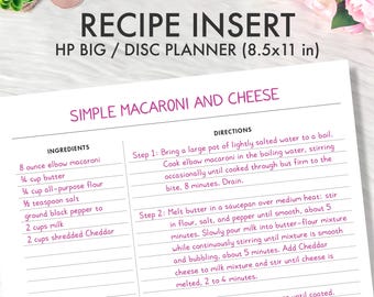 Puede incluir: Una inserción de receta para un planificador HP Big/Disc, con una receta sencilla de macarrones con queso. La receta incluye ingredientes como 227g de macarrones, mantequilla, harina, sal, pimienta, leche y queso cheddar rallado. También se incluyen las instrucciones.