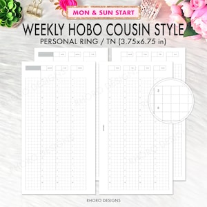 Puede incluir: Insertos de planificador semanal blancos con un diseño de cuadrícula, diseñados para un estilo Hobo Cousin. Los insertos miden 9,5 x 17,1 cm y presentan el texto "MON & SUN START" en la parte superior. El planificador incluye un horario detallado.