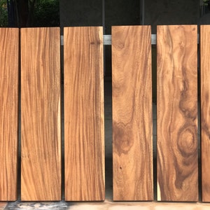 Dikke massieve traptreden teruggewonnen traptreden traptrede, dik 1&#39;&#39;, 15-delig rustiek massief houten bord Live Edge Trappen zwevend