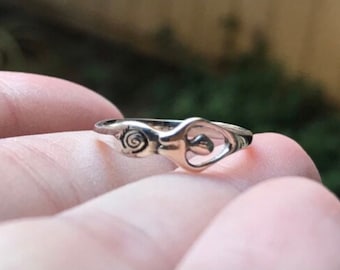 Fertility Goddess Ring • 925 Sterling Silver • Meaningful Motherhood Gift • IVF Support & Symbolic Talisman