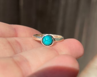 Turquoise Gemstone Ring • Moonstone • Simple Stone • Minimalist • Single Stone • Gift for Her • Stacking • Solid • Solitaire • Round