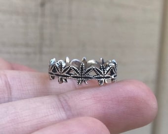 LA BLINGZ Sterling Silver Marijuana Weed Leaf September Birthstone Blue CZ Ring LA BLINGZ Sterling Silver Marijuana Weed Leaf September Birthstone Blue CZ Ring