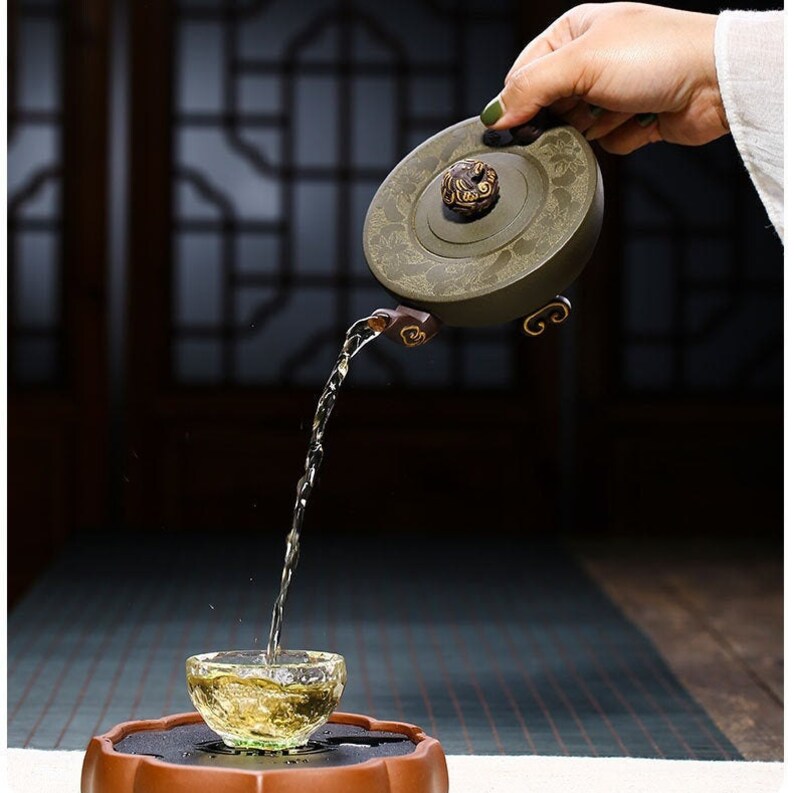 Handmade Yixing Zisha Clay Teapot F0802 240ml