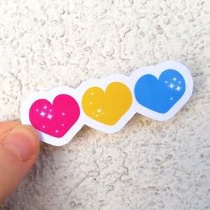 Autocollant LGBTQ pour ordinateur portable, triple coeur pansexuel, drapeau de la fierté, vinyle imperméable imperméable à l'eau