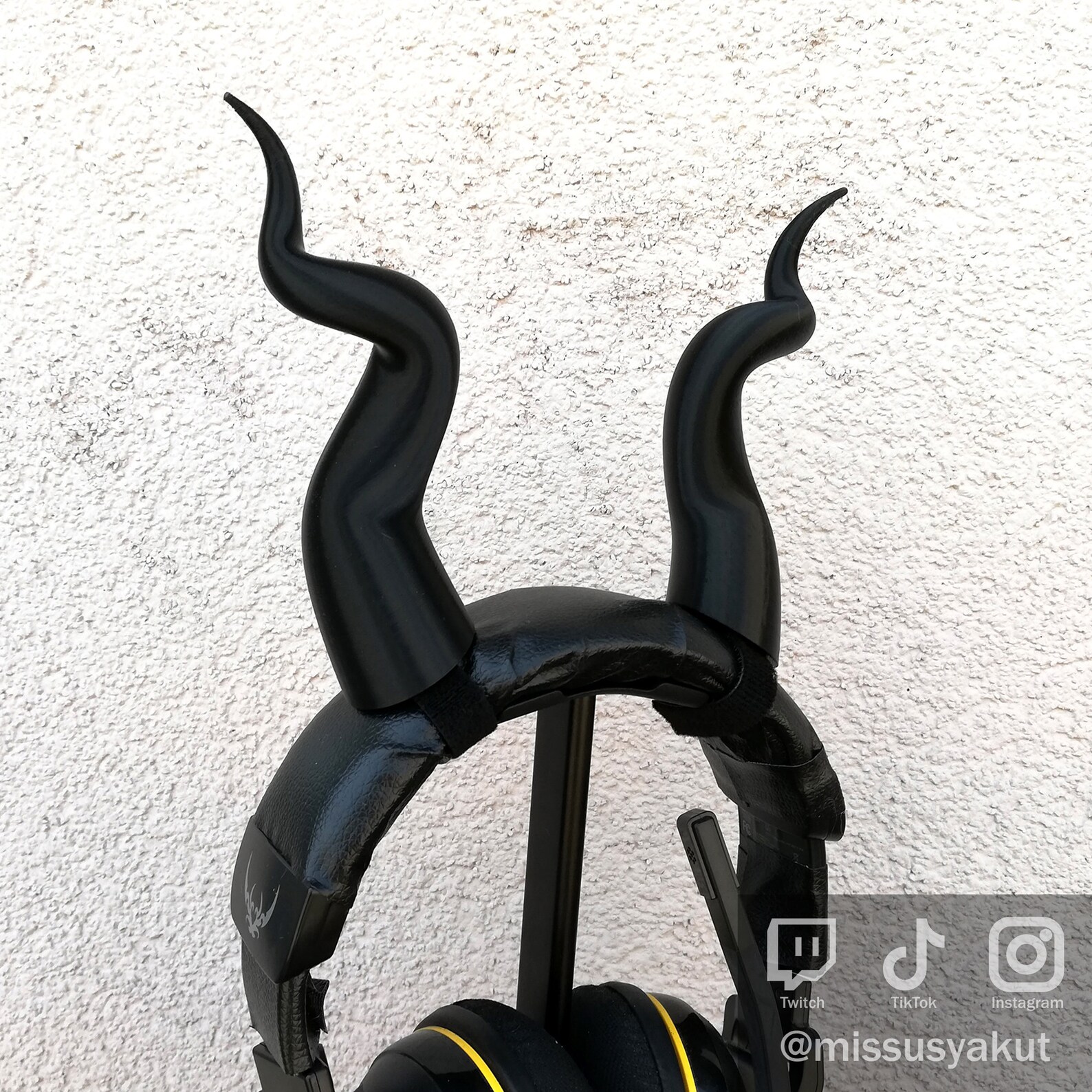 BIG Curved Headset HORNS for Headphones, Dragon Demon Devil Horns ...