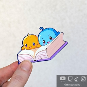 Adesivo impermeabile "Topi di biblioteca", adesivo in vinile per laptop con tema "Topi di biblioteca", regalo letterario unico, tracker delle abitudini di lettura, regalo per club di lettura.