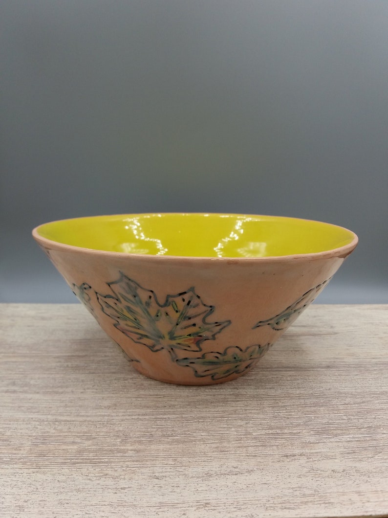 Large bright yellow bowl Decorate your holiday table.