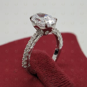 2.0 CT Oval Shaped Diamond Engagement Ring, Oval Engagement Ring, Oval Wedding Ring, Anniversary Diamond Ring, Gift, Oval Solitaire Ring