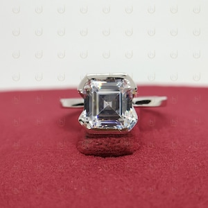 Half Bezel Set Solitär Verlobungsring | 2,00 ct Asscher Diamant Ring in Sterling Silber | Asscher Cut Ehering | Personalisierter Ring