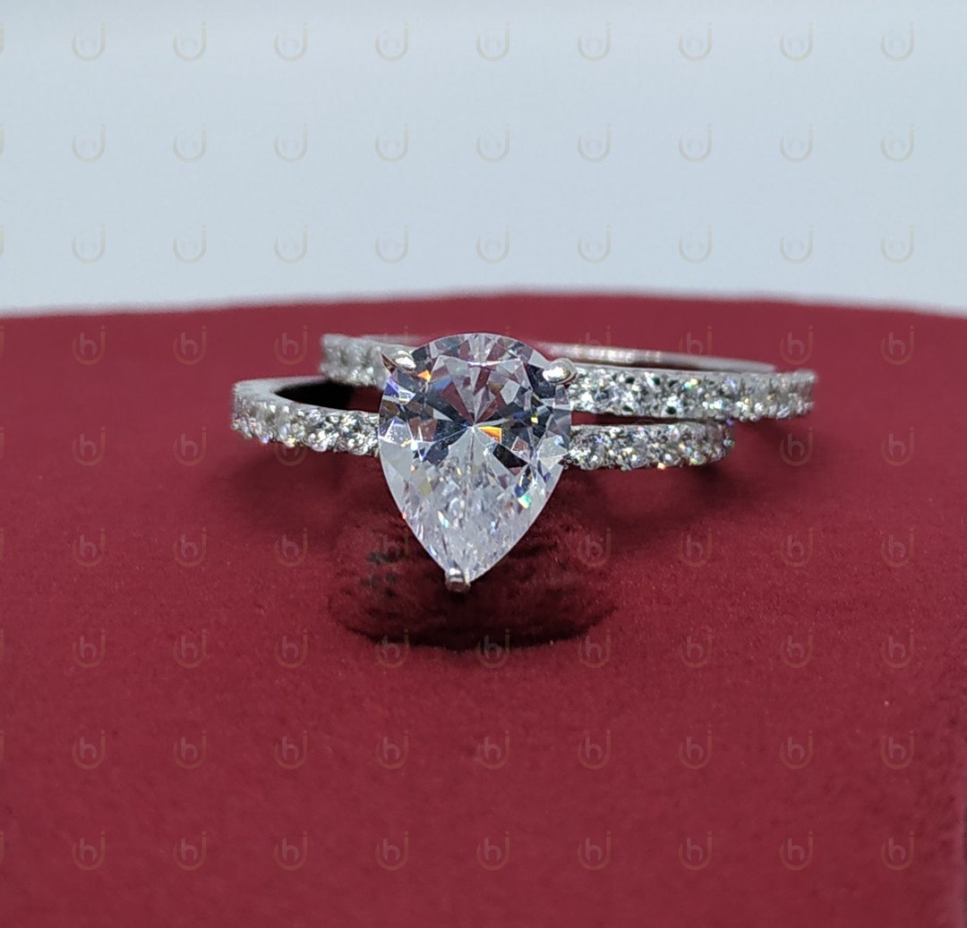 Pear Engagement Ring Set, Pear Shaped Unique Pear Cut Solitaire Rings ...