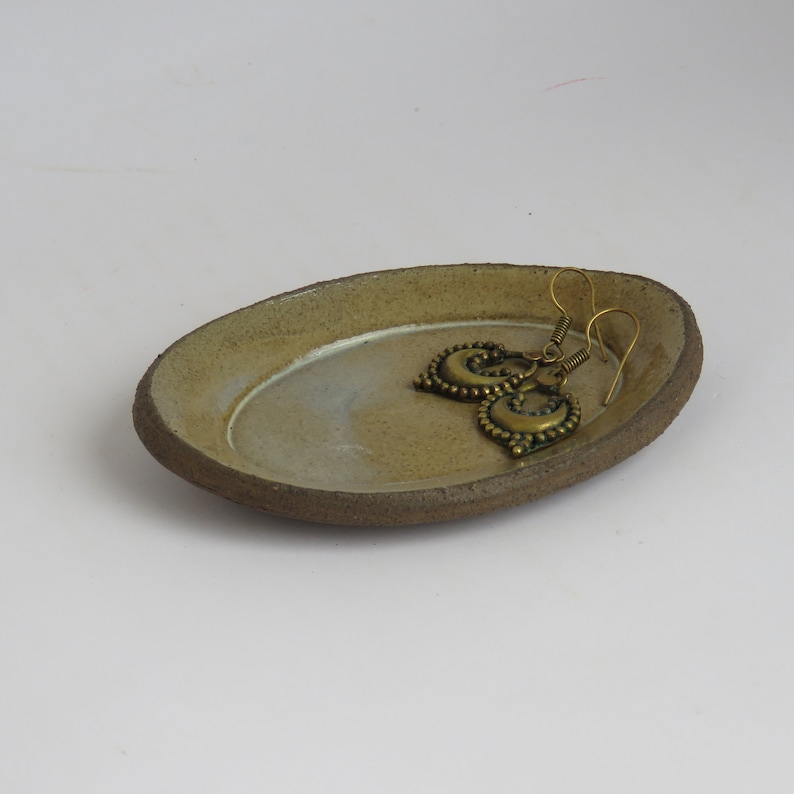 Trinket Ring Dish Valentines Day Gift Ring Display Oval Ceramic Ring Dish Clay Ring Dish Jewelry Dish Brown Ring Dish Ring Holder