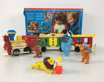 fisher price zoo train giraffe elephant monkey