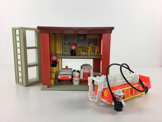 fisher price play family fire station