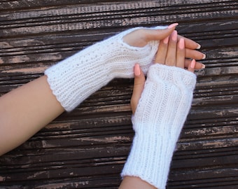 Fall fashion gloves,Wool wrist arm warmers, gift for girlfriend, ,fingerless wool gloves mittens, winter knitted gloves, knit hand warmers