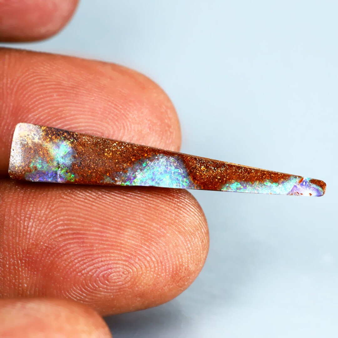 5.47 Ct Unbelievable Fancy Shape (35 X 6 Mm) Multi Color