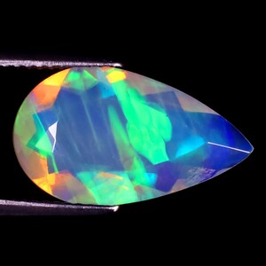 3.58 ct Spectacular Pear (19 x 11 mm) Untreated and Unheated Transparent Quality Ethiopian Rainbow Opal Natural and Genuine Loose Gemstone