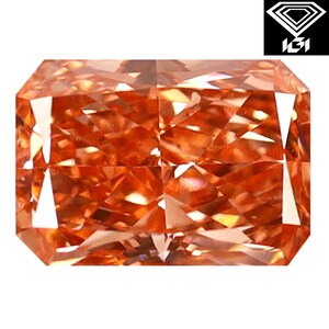 IGI Certified Fancy Vivid Pink CVD Diamond 1.06 ct Rectangular (6.86 x 4.80 x 3.34 mm) VS2 Clarity (IGI No: LG612316898)