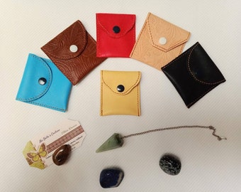 Small leather pouch to store minerals, pendulums, jewelry, Handmade