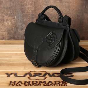 Petit sac à main en cuir | Sac de voyage à bandoulière | Sac noir à deux volets | Sac à bandoulière | sac vintage | Cadeau de Noël | Cadeau d'anniversaire femme