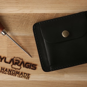 Cartera delgada de cuero negro / Cartera de bolsillo minimalista / Cartera para tarjetas y monedas / Cartera de viaje pequeña / Regalo de Navidad / Regalo de cumpleaños para hombres