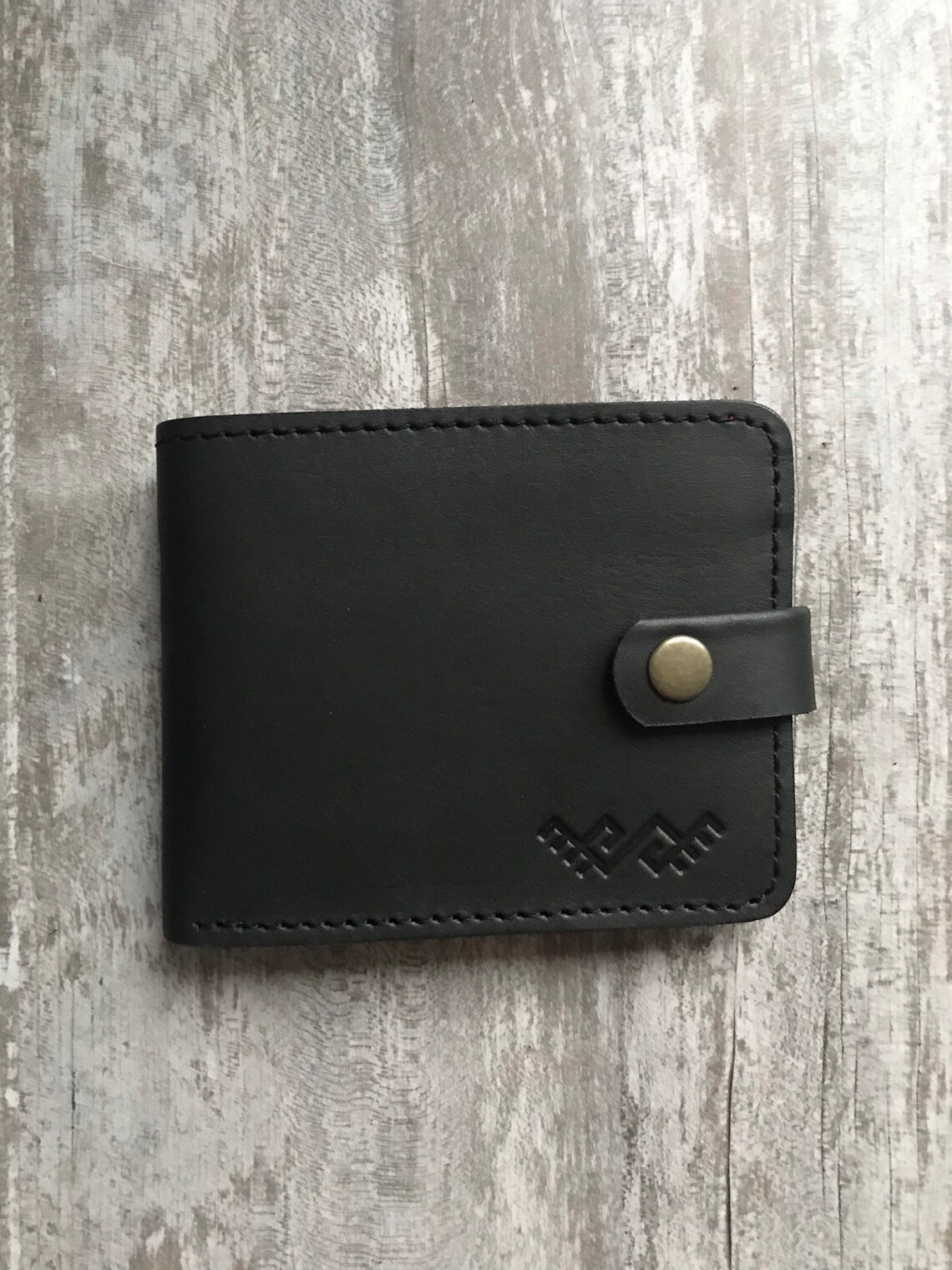 Small Bifold Leather Wallet | Black Minimalist Wallet | Engraved Wallet ...