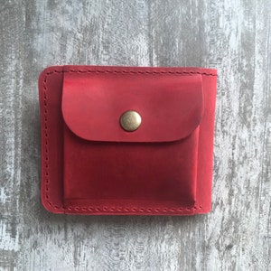 Minimalistische portemonnee van rood leer