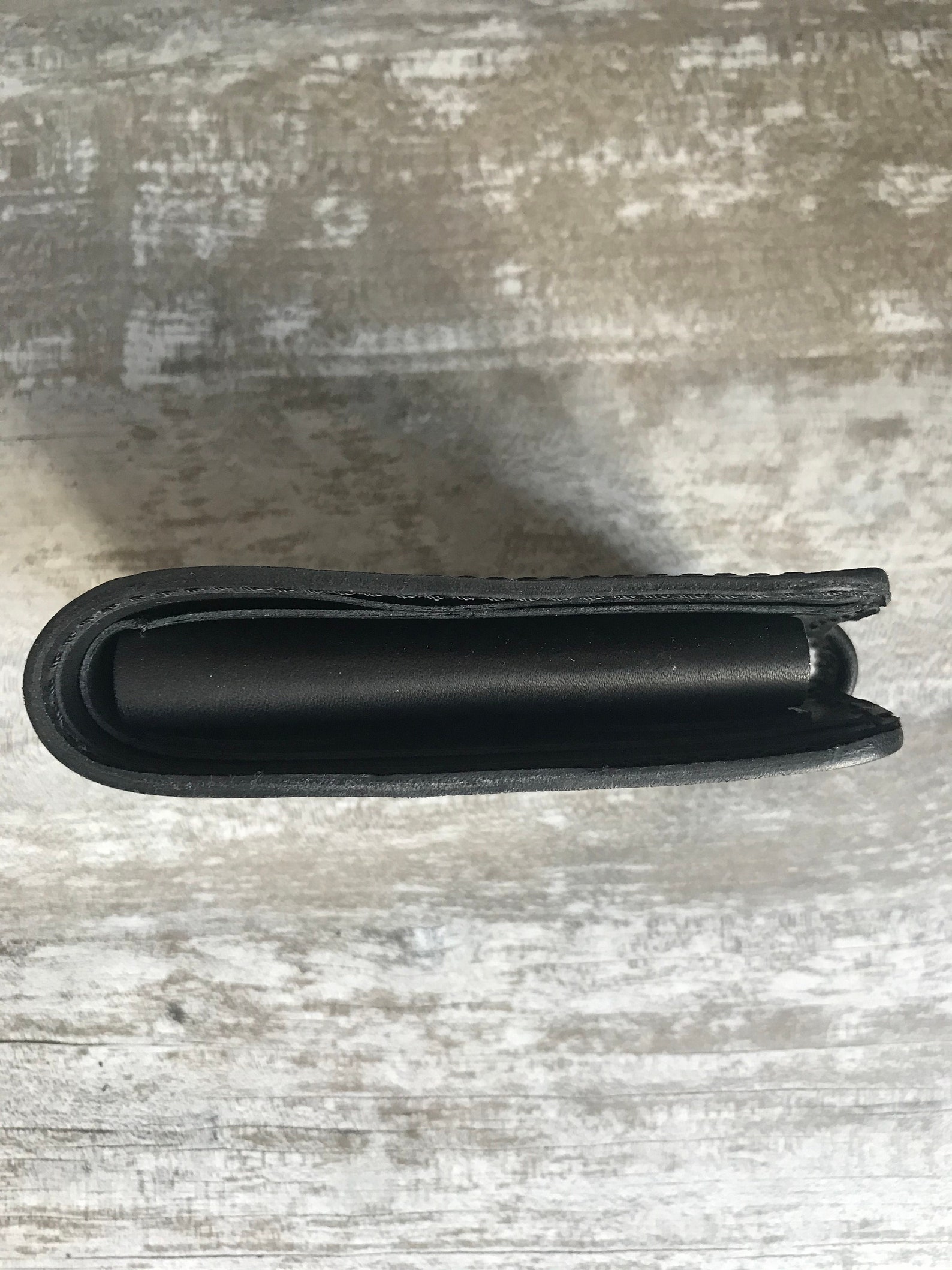 Small Bifold Leather Wallet | Black Minimalist Wallet | Engraved Wallet ...