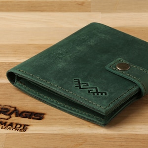 Green Minimalist Leather Wallet for Men