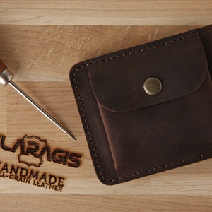 Cartera pequeña de piel marrón / Cartera minimalista de bolsillo / Cartera para tarjetas y billetes / Cartera fina de viaje / Idea de regalo para hombre / Regalo de Navidad