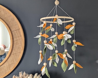 Leaf mobile, Boho baby mobile, boho mobile, Boho nursery decor, boho baby room, modern baby mobile, musical mobile, mobile with leaf
