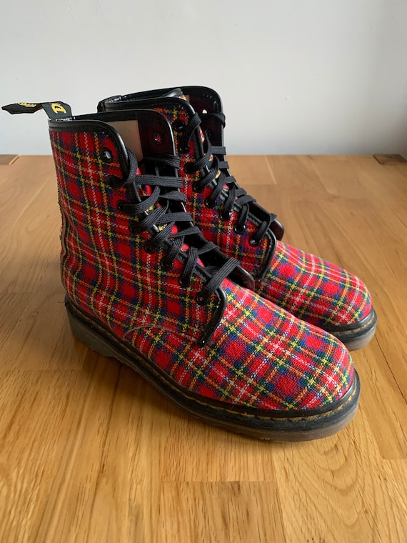 Vintage Dr Martens Made in England 8 