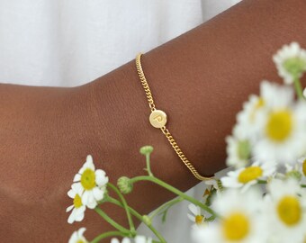 Engraved Mini Circle Bracelet– Personalized Initial Bracelets – Custom Stackable Jewelry – Minimalist Gifts for Her
